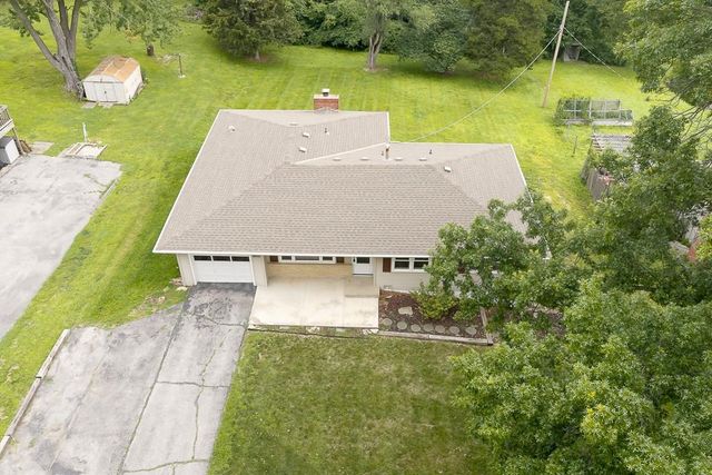 7600 Richland Avenue, Kansas City, KS 66111