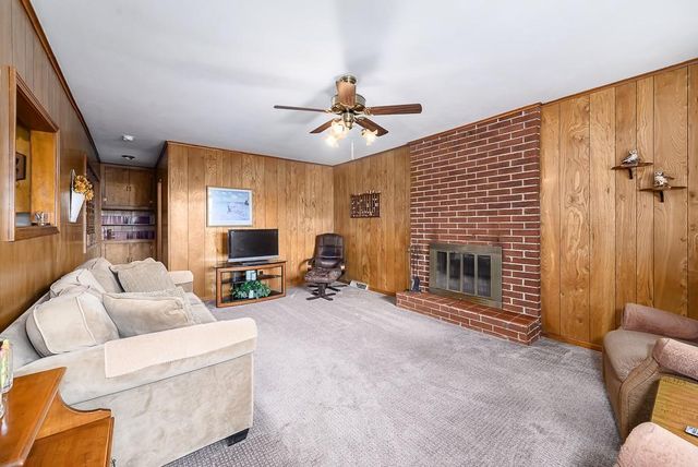 7600 Richland Avenue, Kansas City, KS 66111
