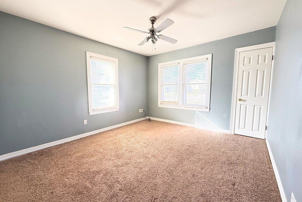 Image 6 of property listing at 1520 S Harrison St, San Angelo, TX 76901