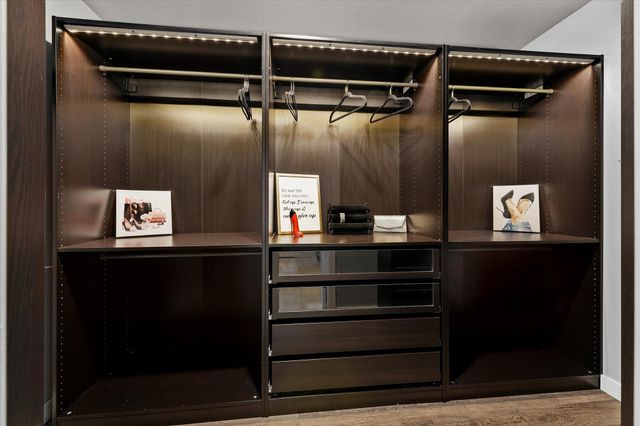 2304 Oak Forest Court, Arlington, TX 76012