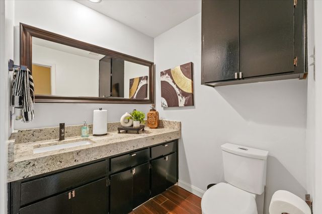 2304 Oak Forest Court, Arlington, TX 76012