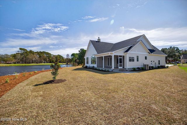 2978 Golf Lake Drive SW, Supply, NC 28462