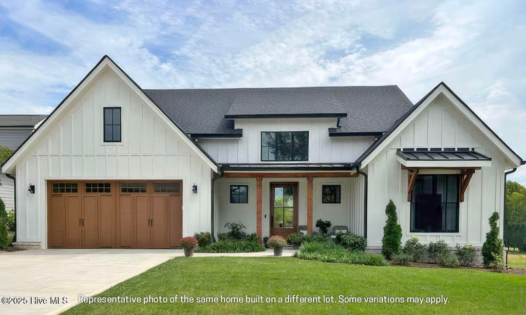 2978 Golf Lake Drive SW, Supply, NC 28462