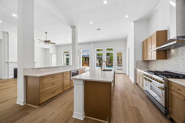 7503 Northwoods Drive, Sugar Land, TX 77479