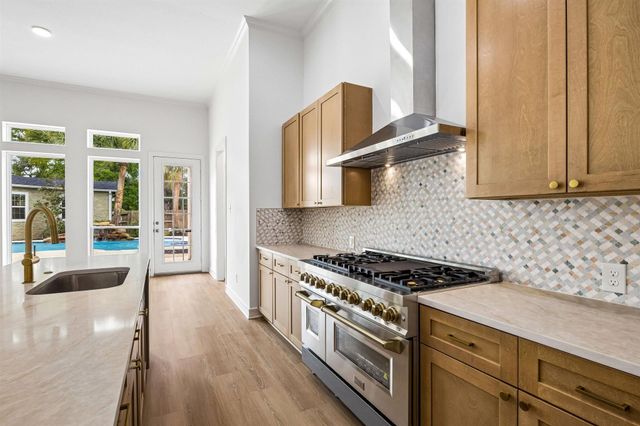 7503 Northwoods Drive, Sugar Land, TX 77479