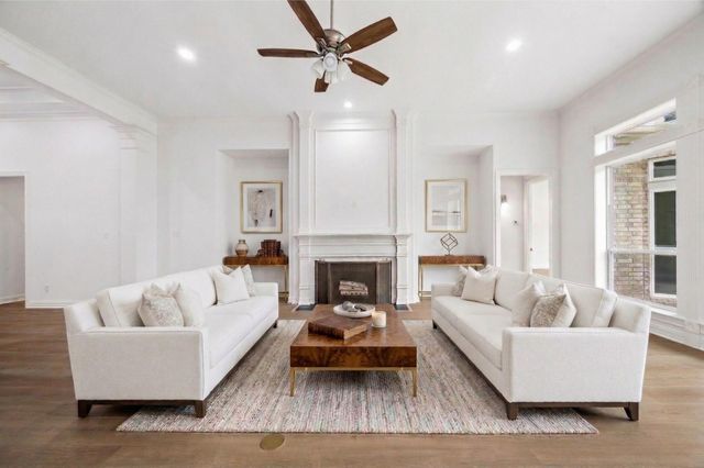 7503 Northwoods Drive, Sugar Land, TX 77479