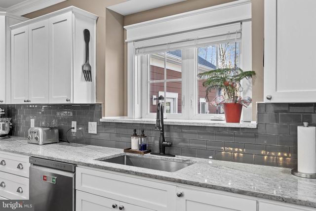 30 GILL LN, Mineral, VA 23117