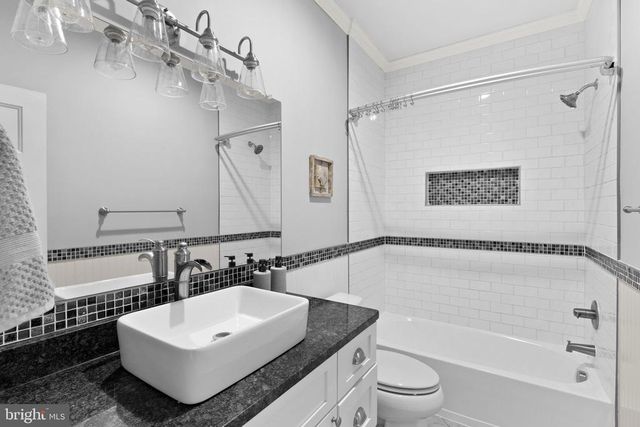 30 GILL LN, Mineral, VA 23117