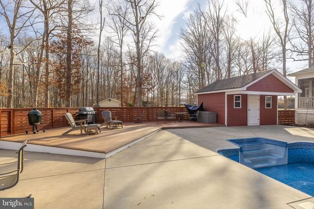 30 GILL LN, Mineral, VA 23117