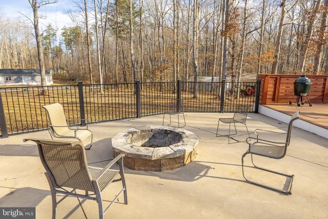 30 GILL LN, Mineral, VA 23117