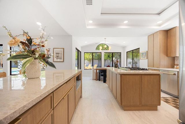 75 San Marino Circle, Rancho Mirage, CA 92270