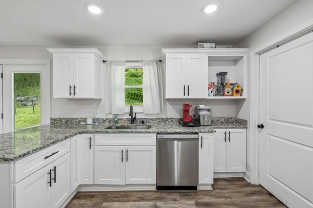 132 Hillwood Dr, Carthage, TN 37030