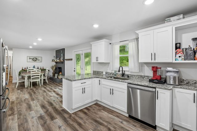 132 Hillwood Dr, Carthage, TN 37030