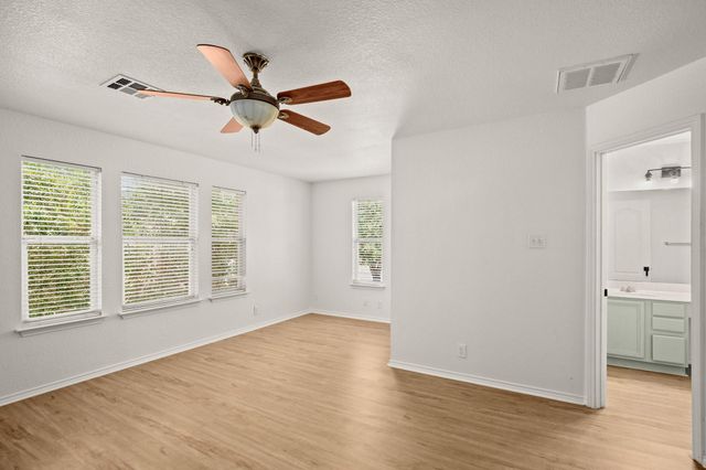 600 Sheep Trail DR, Kyle, TX 78640