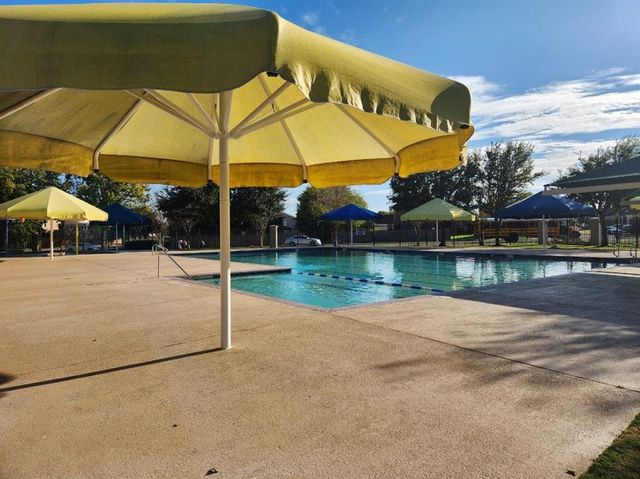 600 Sheep Trail DR, Kyle, TX 78640