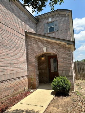 600 Sheep Trail DR, Kyle, TX 78640