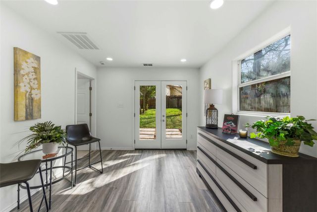 7309 Blessing Ave, Austin, TX 78752