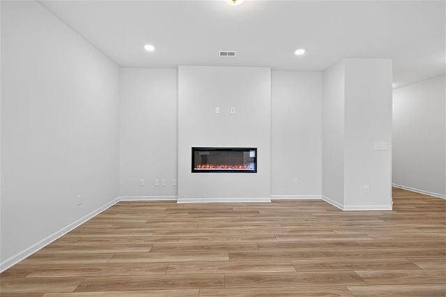 36 Jacobs Farm Lane 16, Lawrenceville, GA 30045