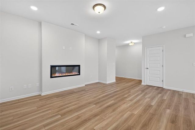 36 Jacobs Farm Lane 16, Lawrenceville, GA 30045