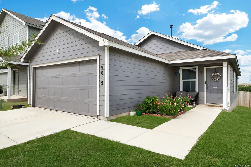 9015 LUNAR CV, San Antonio, TX 78252