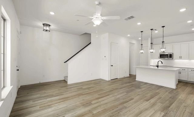 2408 Glacier Way, Mansfield, TX 76063