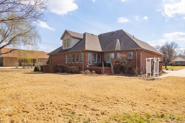 248 Anderson Dr, Mc Kenzie, TN 38201