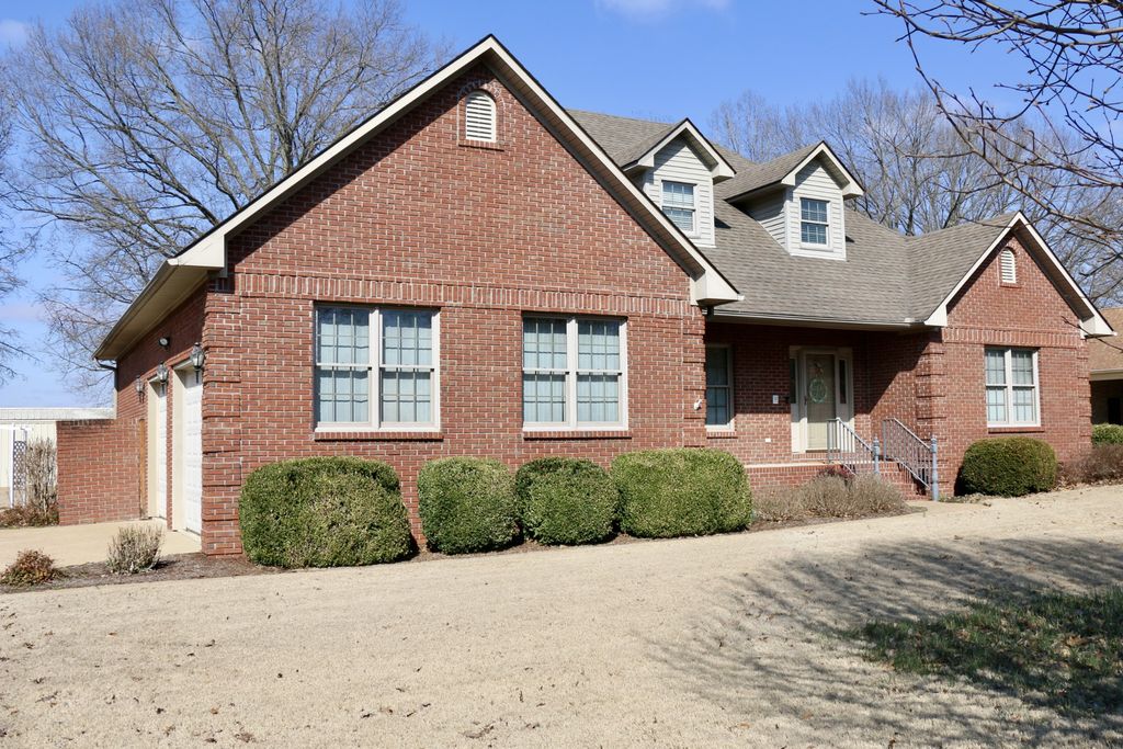 248 Anderson Dr, Mc Kenzie, TN 38201