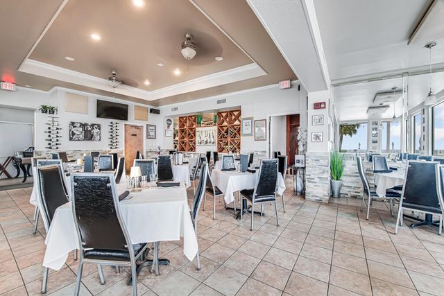 2751 S Ocean Drive 1008, Hollywood, FL 33019