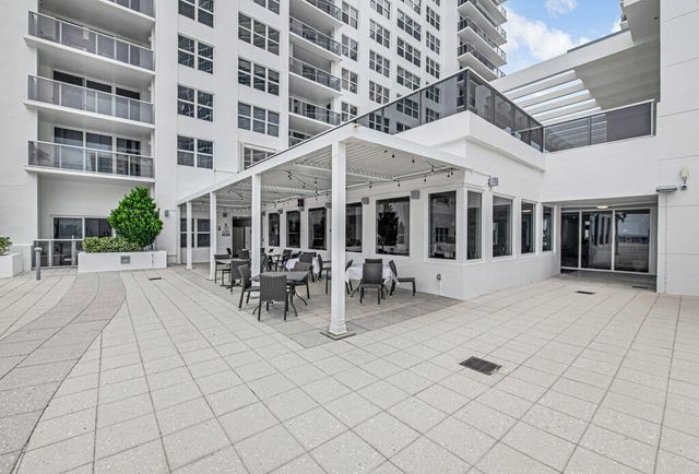 2751 S Ocean Drive 1008, Hollywood, FL 33019