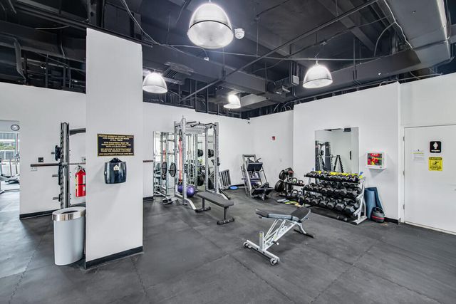 2751 S Ocean Drive 1008, Hollywood, FL 33019
