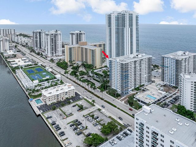 2751 S Ocean Drive 1008, Hollywood, FL 33019