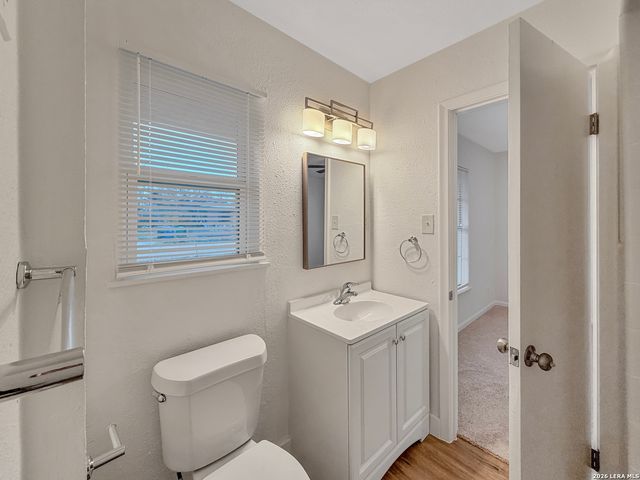 1127 Olney, San Antonio, TX 78218