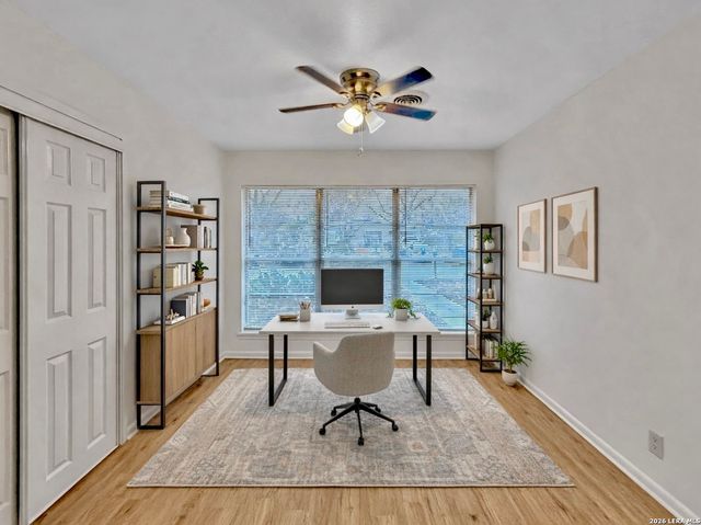 1127 Olney, San Antonio, TX 78218