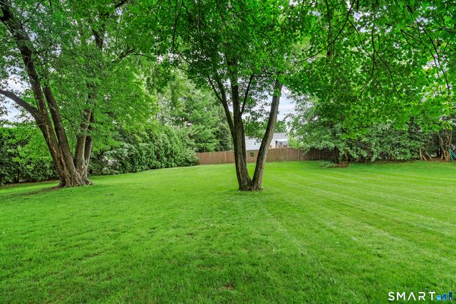 102 Terry Lane, Rocky Hill, CT 06067