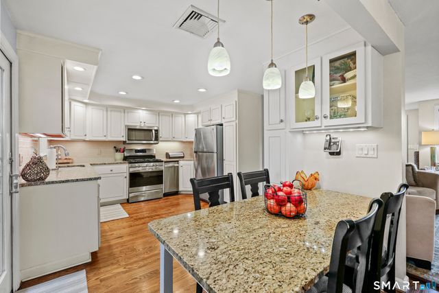 102 Terry Lane, Rocky Hill, CT 06067