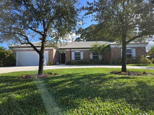 224 Orange Tree Drive, Atlantis, FL 33462