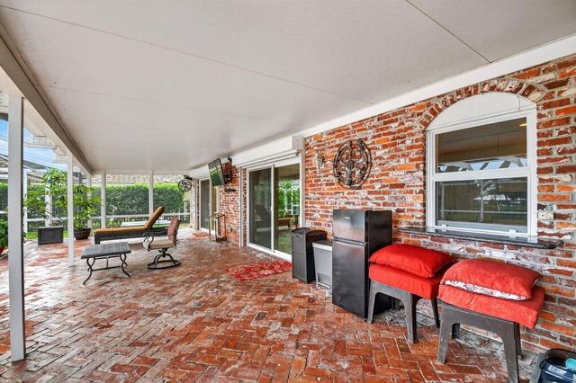 224 Orange Tree Drive, Atlantis, FL 33462