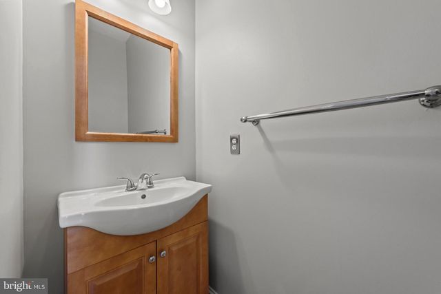 43340 WINTERSRUN CT, Ashburn, VA 20147