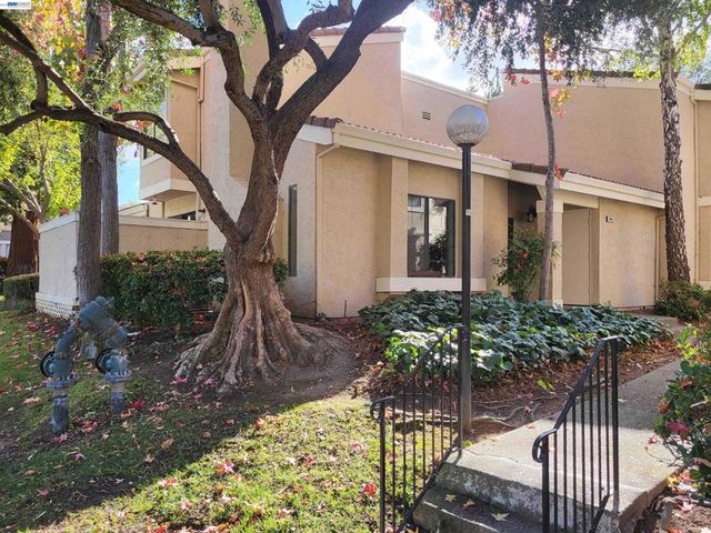 665 Palomino Dr D, Pleasanton, CA 94566