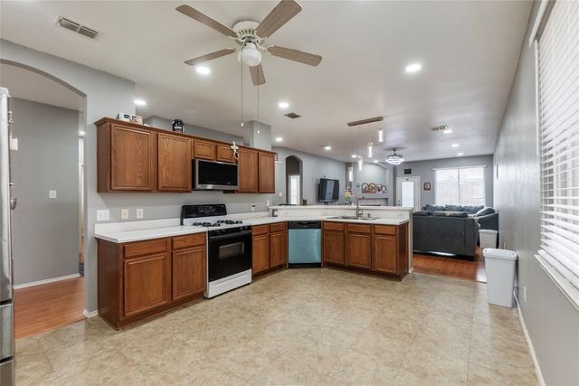 12779 Honey Locust Circle, Fort Worth, TX 76040