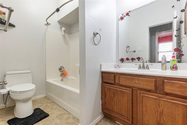 12779 Honey Locust Circle, Fort Worth, TX 76040