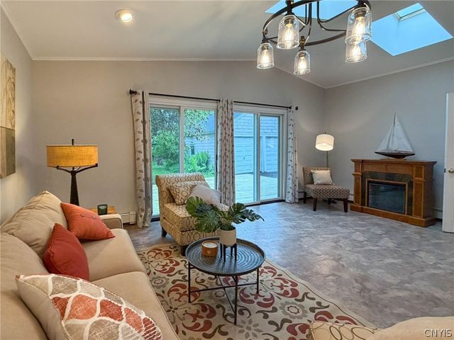 2812 Ogden Place, Utica, NY 13501