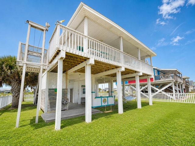 22321 Kennedy Drive, Galveston, TX 77554