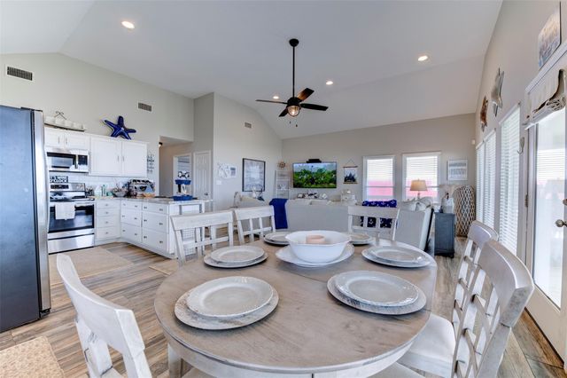 22321 Kennedy Drive, Galveston, TX 77554