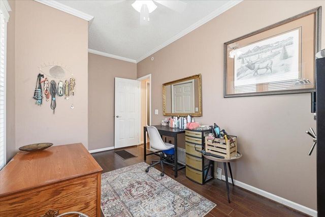 127 E PALMER Avenue, Council Bluffs, IA 51503