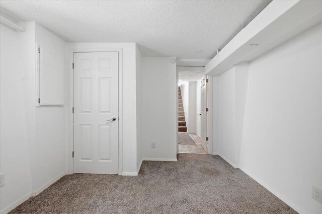 127 E PALMER Avenue, Council Bluffs, IA 51503