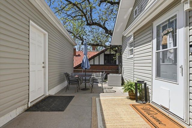 127 E PALMER Avenue, Council Bluffs, IA 51503