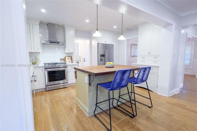 70 NE 92nd St, Miami Shores, FL 33138