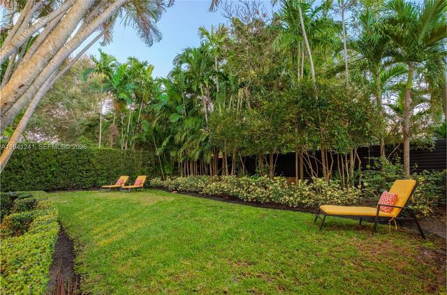 70 NE 92nd St, Miami Shores, FL 33138