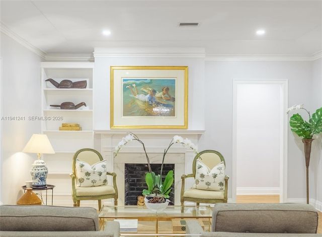 70 NE 92nd St, Miami Shores, FL 33138